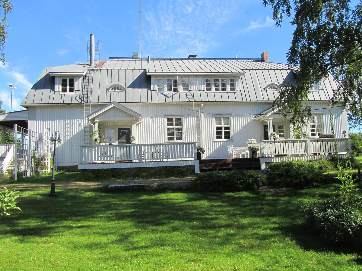 Hotelli Huiskankorpi Boutique Hotel Nivala Exterior photo