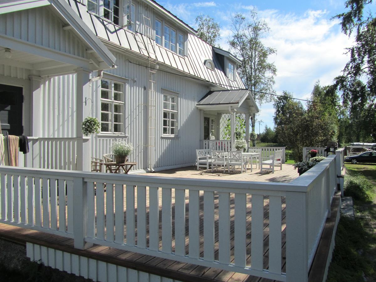 Hotelli Huiskankorpi Boutique Hotel Nivala Exterior photo