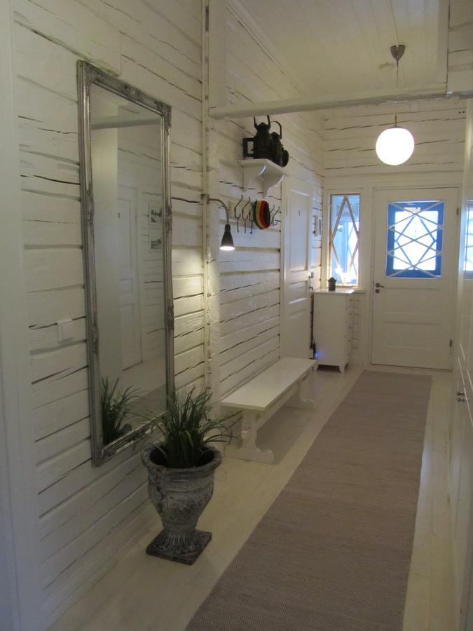 Hotelli Huiskankorpi Boutique Hotel Nivala Exterior photo